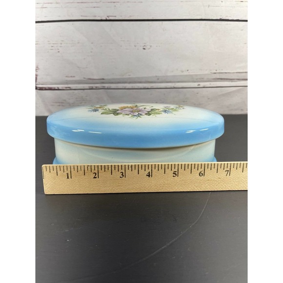 Vintage Porcelain Large Oval White Blue Flower Trinket Dresser Box Signed N M - Picture 9 of 11